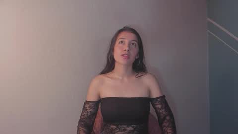 Lucy Herrera online show from 01/18/26, 10:35