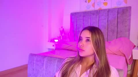 lucy online show from 03/23/26, 03:43