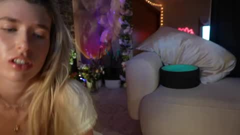 Lucy. online show from 06/07/26, 03:10