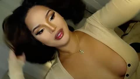    MONA    online show from 01/08/25, 02:14