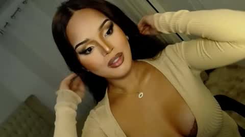    MONA    online show from 03/09/25, 09:25