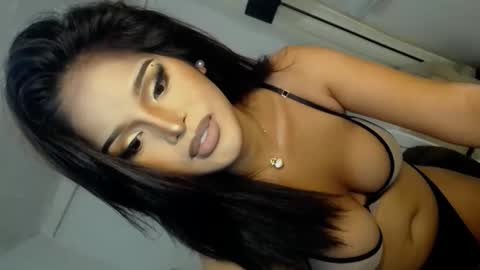 Snapshot of lucy_heartfiliaxxx chatting on 02/12/26, 09:26 MONA online show from 02/12/26, 09:26