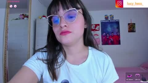 Snapshot of lucy_hess_ chatting on 07/15/26, 09:31 Lucy online show from 07/15/26, 09:31