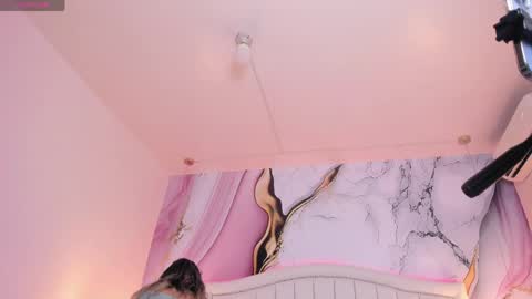 Snapshot of lucy_milf_474 chatting on 04/23/26, 12:26 Lucy online show from 04/23/26, 12:26