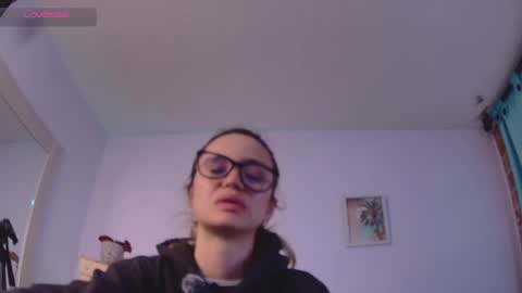 lucy online show from 02/26/25, 05:20