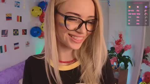 lucy online show from 07/04/26, 01:01