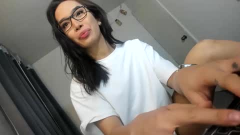 lucy_shane online show from 09/18/25, 06:43