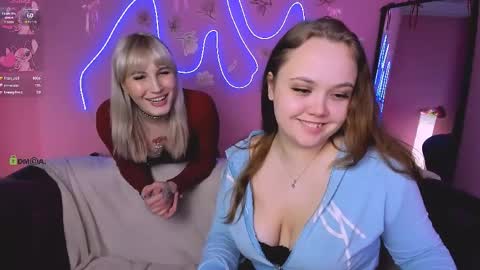Snapshot of lucy_shy3 chatting on 04/21/26, 01:42 lucy online show from 04/21/26, 01:42