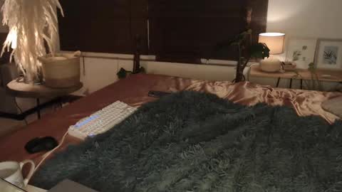 luciana online show from 03/05/25, 12:59