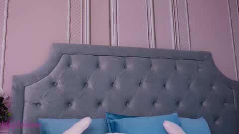 LucyAddison online show from 11/23/25, 03:39