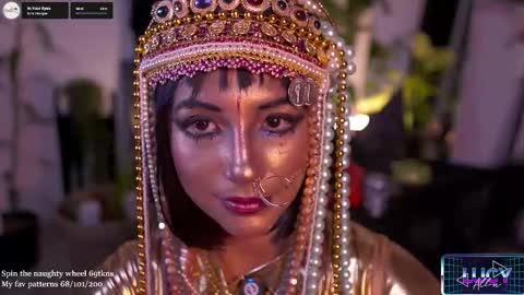 Lucy Alien  online show from 10/30/25, 10:21