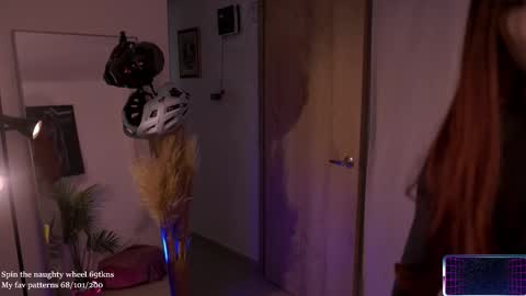 Lucy Alien  online show from 03/03/26, 01:50