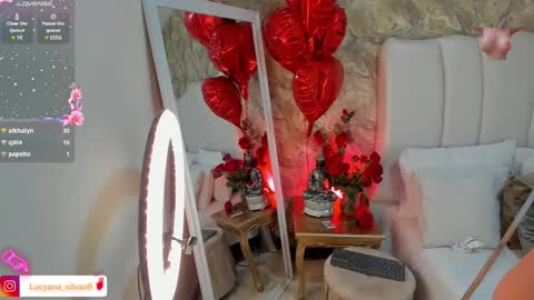 Snapshot of lucyanasilva chatting on 02/16/25, 07:05 Lucyana Silva online show from 02/16/25, 07:05