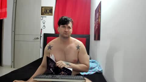 Snapshot of lucyangelwebcams chatting on 03/10/25, 03:01 girl ary man angel online show from 03/10/25, 03:01