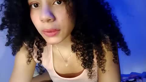 Snapshot of lucybellea chatting on 06/11/26, 12:36 Lucia online show from 06/11/26, 12:36