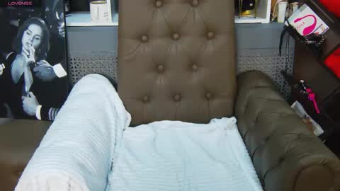 Snapshot of lucybelli chatting on 09/24/25, 01:53 LucyBelli online show from 09/24/25, 01:53