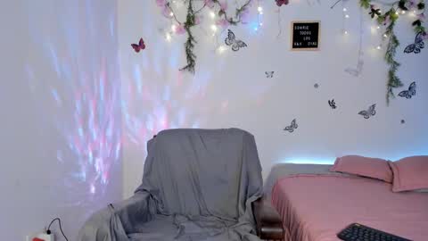 Lucy online show from 12/29/24, 01:13