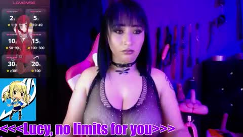 lucyheartfilia1 online show from 12/02/25, 11:11