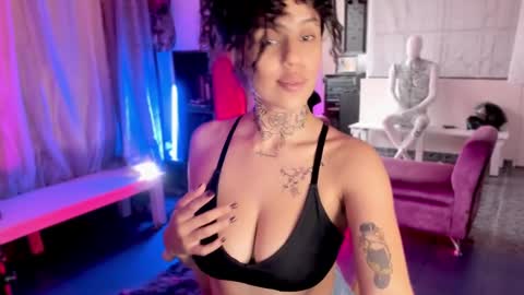 MALAMOR online show from 01/30/25, 10:30