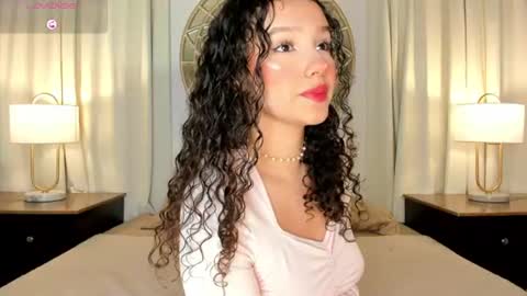 Snapshot of lucylovelyy1 chatting on 06/20/26, 02:25 Lucy online show from 06/20/26, 02:25