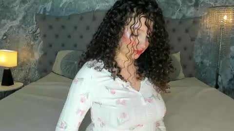 Snapshot of lucylovelyy1 chatting on 06/30/26, 02:34 Lucy online show from 06/30/26, 02:34
