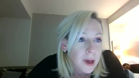 Snapshot of lucyloveslookers78240 chatting on 12/04/24, 03:15 Lucy Loves Lookers online show from 12/04/24, 03:15