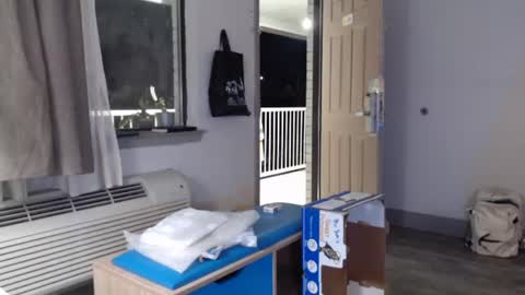 Snapshot of lucyloveslookers78240 chatting on 12/27/24, 10:12 Lucy Loves Lookers online show from 12/27/24, 10:12