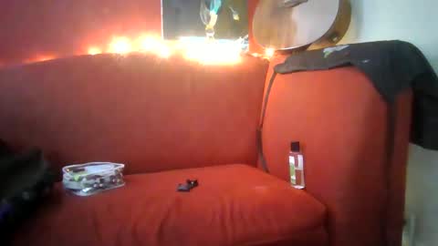 Snapshot of lucyloveslookers78240 chatting on 01/16/25, 04:17 Lucy Loves Lookers online show from 01/16/25, 04:17