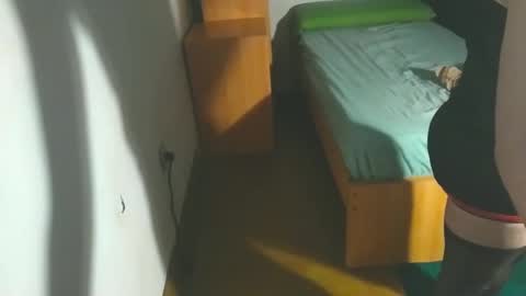 LucyLun online show from 12/28/24, 02:33