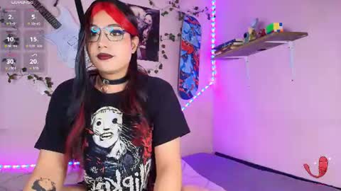 Snapshot of lucymorningstar399 chatting on 06/19/26, 11:47 Lucy online show from 06/19/26, 11:47