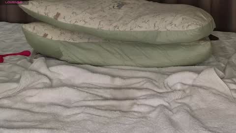 Love kinky Go here  online show from 12/07/24, 12:56