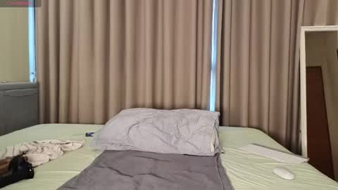 Love kinky Go here  online show from 02/28/25, 10:30