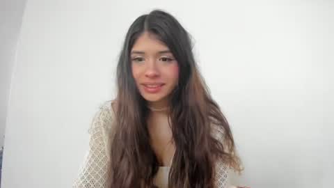 Snapshot of lucyportman chatting on 05/20/26, 11:27 lucyportman online show from 05/20/26, 11:27