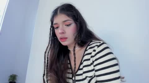 Snapshot of lucyportman chatting on 07/15/26, 11:04 lucyportman online show from 07/15/26, 11:04