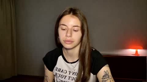 Snapshot of lucyrait chatting on 07/02/26, 10:32 Lucy online show from 07/02/26, 10:32