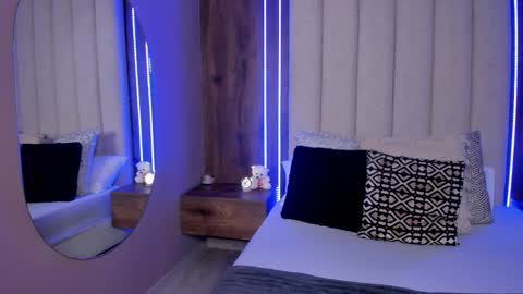 Lucy online show from 02/08/26, 04:32