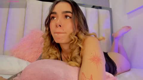 Lucy online show from 09/23/25, 04:48