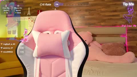 Snapshot of lucywilow chatting on 03/02/25, 12:22 LucyWillow online show from 03/02/25, 12:22