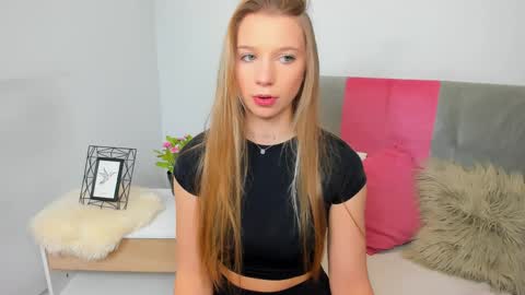 Lucy online show from 04/01/26, 08:17