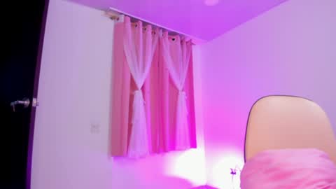 LUCYY FROM HOME  online show from 12/12/24, 06:36