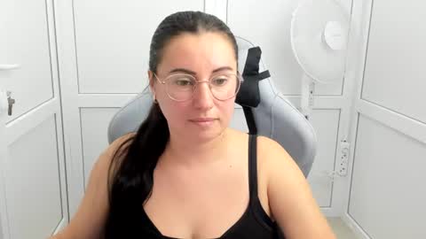 Lucy online show from 06/18/26, 12:31