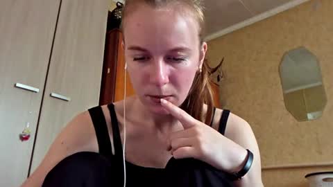Snapshot of lucyzachar chatting on 04/08/26, 06:13 Sofia online show from 04/08/26, 06:13