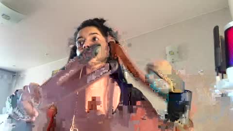 Mika online show from 03/23/26, 06:06