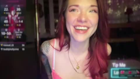 Luubeam             INSTA luubeammm TWITTER lunaisreallycu1 online show from 03/31/26, 02:02