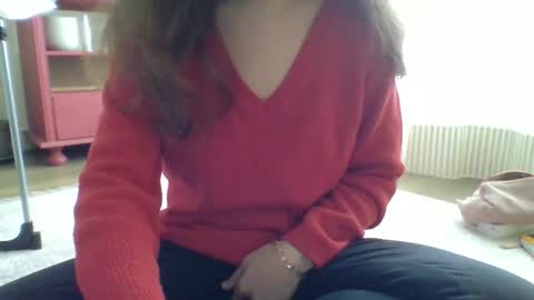 Lucie online show from 10/26/25, 01:06