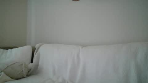 Luxious online show from 03/02/26, 08:04