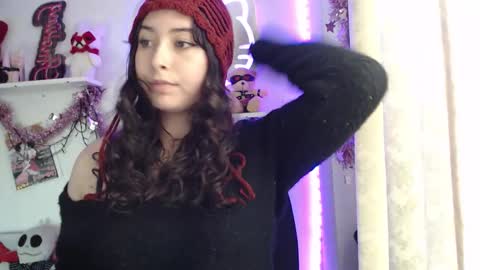 Snapshot of luhannaeverdeen chatting on 02/16/26, 10:17 Luhana online show from 02/16/26, 10:17