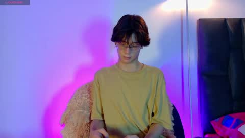 Lui online show from 04/13/26, 03:34