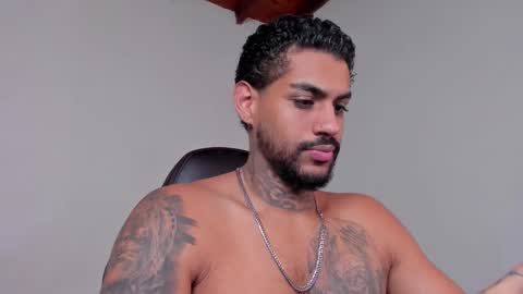 Luigi Vitale online show from 12/18/25, 03:12