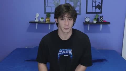 Luigi online show from 01/07/25, 10:41